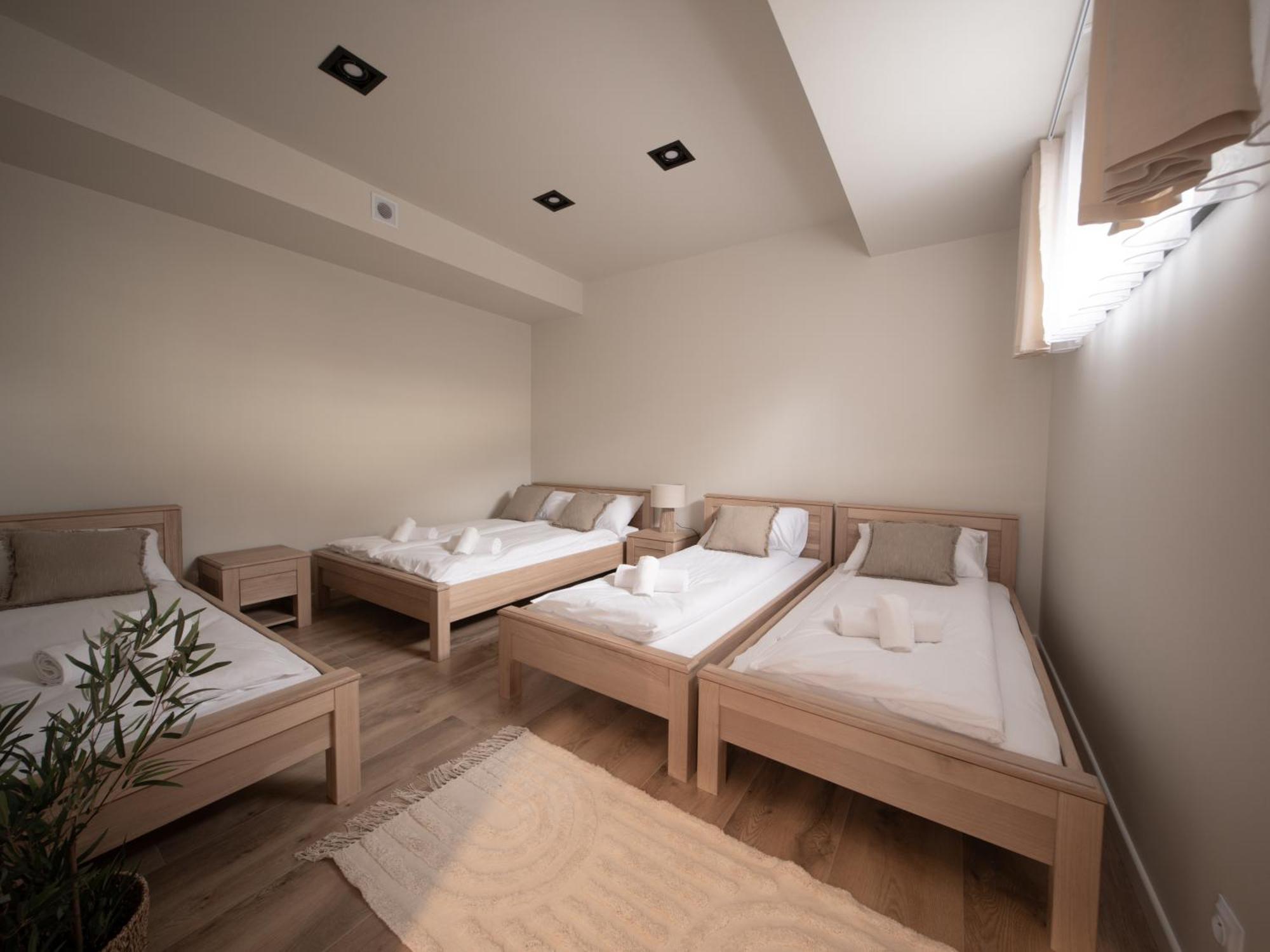 Apartment Sweet Dreams *